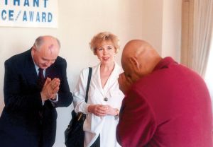 Gorbachev-sri-chinmoy-1994.jpg