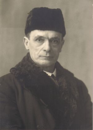 Rudolf Steiner 1920.jpg